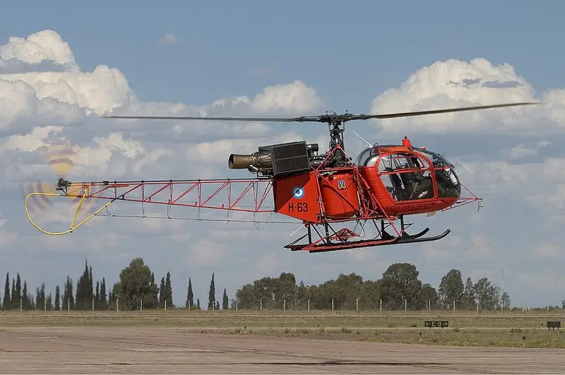 Aerospatiale SA-315 Lama, example photo from Wikimedia Commons