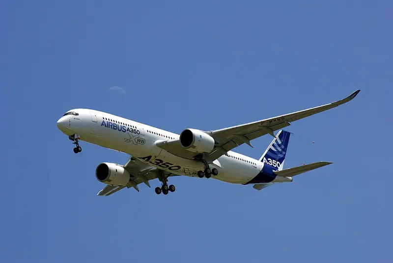 Airbus A-350-900 XWB, example photo from Wikimedia Commons
