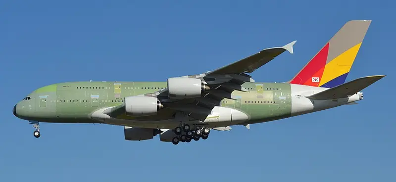 Airbus A-380-800, example photo from Wikimedia Commons