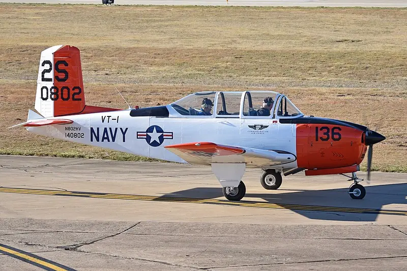Beech 45 Mentor, Beispielfoto von Wikimedia Commons