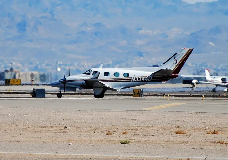 Beech 60 Duke, example photo from Wikimedia Commons