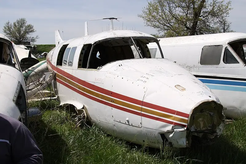 Beech 88 Queen Air, example photo from Wikimedia Commons