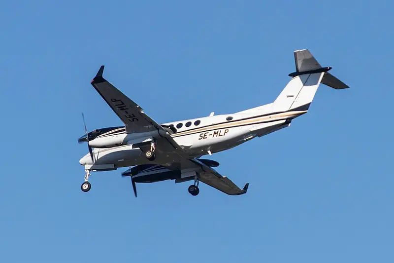 Beech 90 (F90) King Air, example photo from Wikimedia Commons