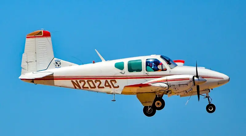 Beech 95 Travel Air, example photo from Wikimedia Commons
