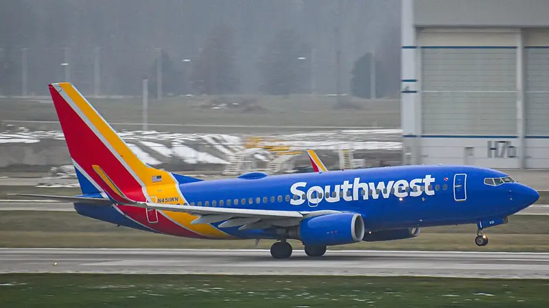 Boeing 737-700, example photo from Wikimedia Commons