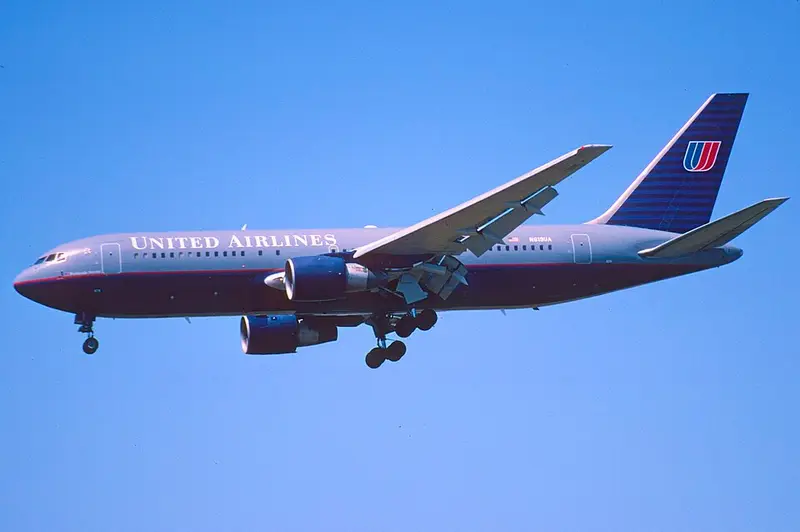 Boeing 767-200, example photo from Wikimedia Commons