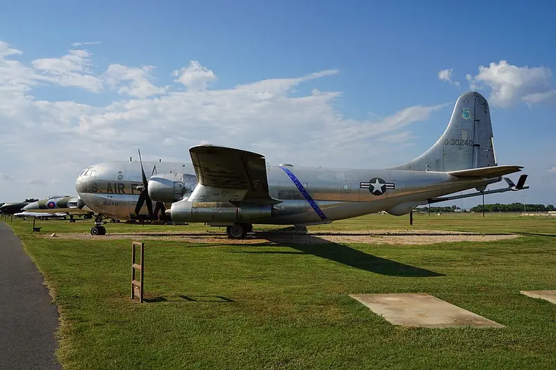Boeing C-97 Stratofreighter, example photo from Wikimedia Commons