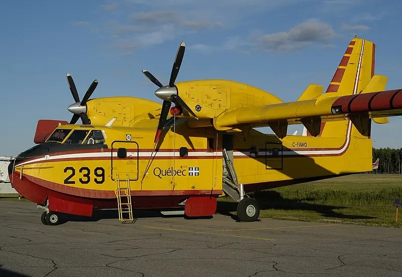 Canadair CL-215, example photo from Wikimedia Commons