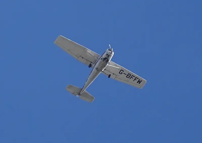 Cessna 152, example photo from Wikimedia Commons