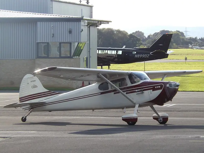 Cessna 170, example photo from Wikimedia Commons
