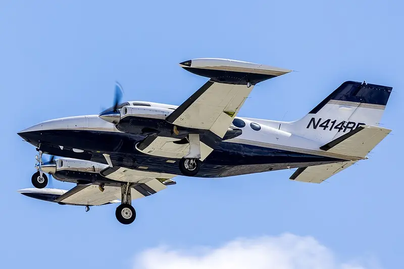 Cessna 414 Chancellor, example photo from Wikimedia Commons