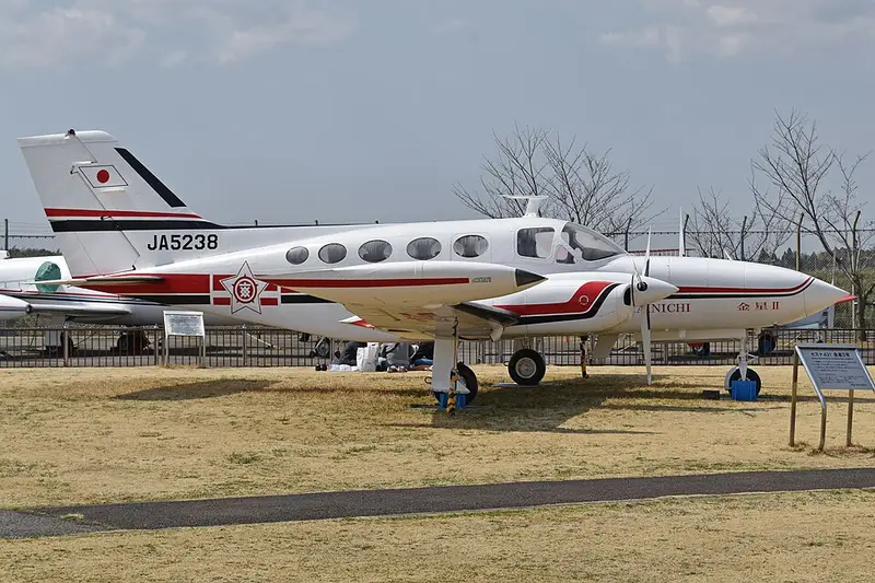 Cessna 421 Golden Eagle, example photo from Wikimedia Commons