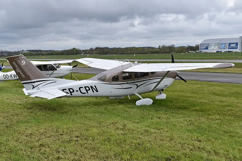 Cessna T206 Stationair TC, example photo from Wikimedia Commons