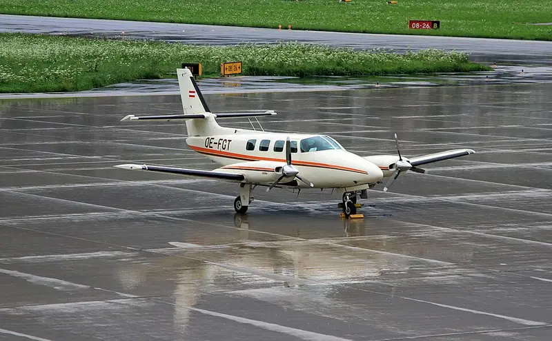 Cessna T303 Crusader, example photo from Wikimedia Commons