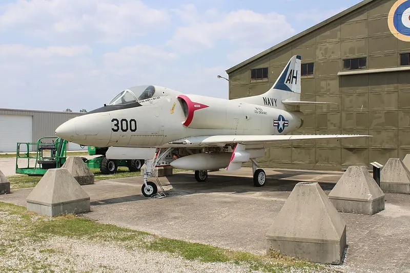 Douglas A-4 Skyhawk, example photo from Wikimedia Commons