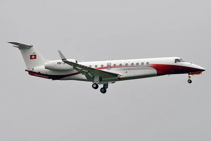 Embraer EMB-135BJ Legacy, example photo from Wikimedia Commons