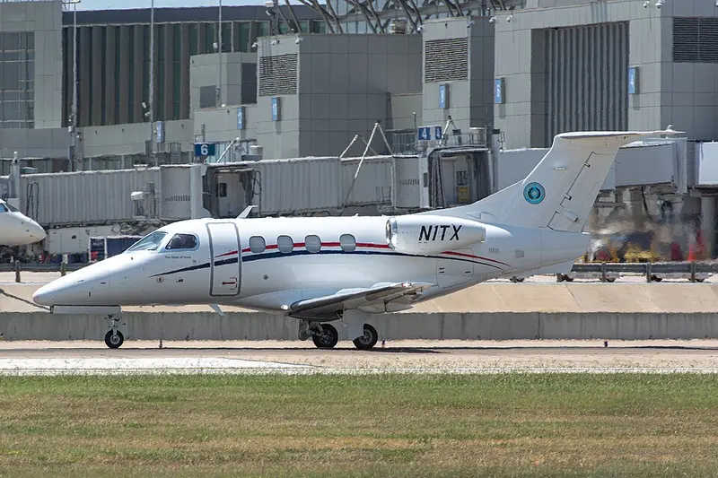Embraer EMB-500 Phenom 100, Beispielfoto von Wikimedia Commons