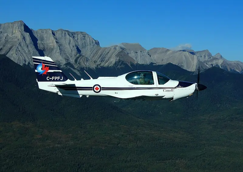 Grob G-120, example photo from Wikimedia Commons