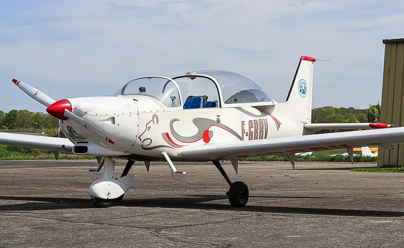 Issoire APM-30 Lion, example photo from Wikimedia Commons