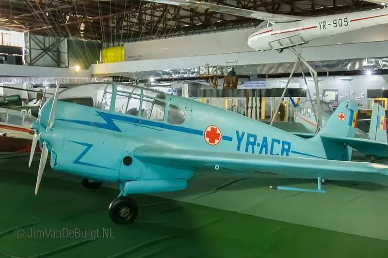 Let Aero 45, example photo from Wikimedia Commons
