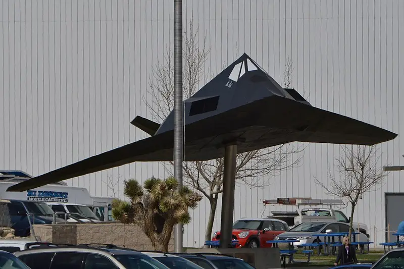 Lockheed F-117 Night Hawk, example photo from Wikimedia Commons