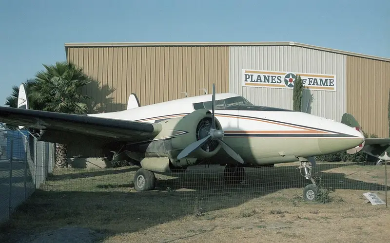 Lockheed L-18 Lodestar, Beispielfoto von Wikimedia Commons