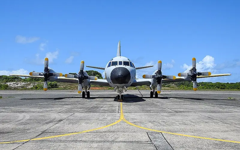 Lockheed P-3 Orion, example photo from Wikimedia Commons