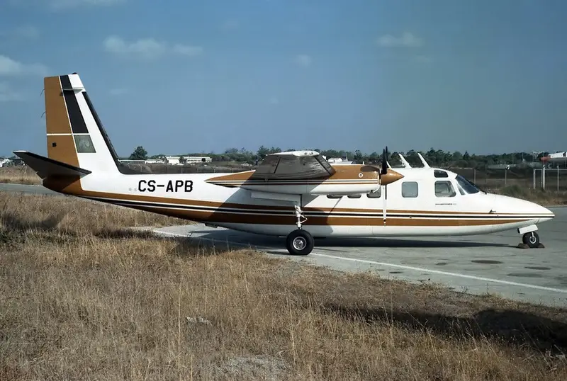 North American Rockwell 685 Commander 685, example photo from Wikimedia Commons