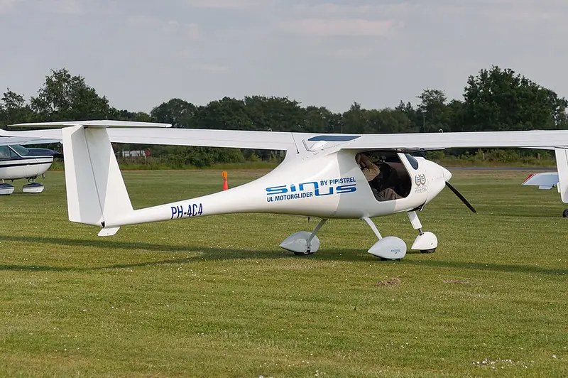 Pipistrel Sinus, example photo from Wikimedia Commons