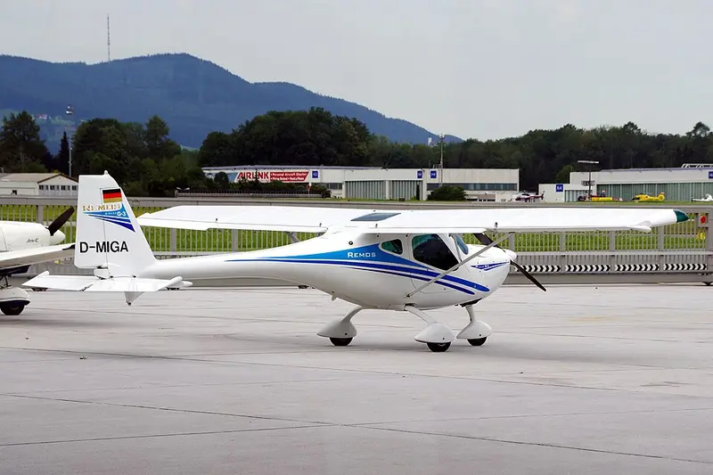 Remos G-3 Mirage, Beispielfoto von Wikimedia Commons