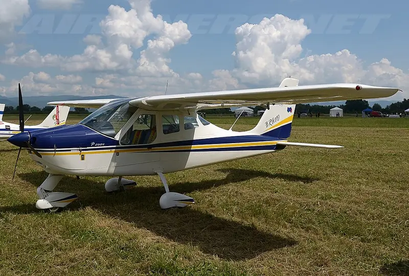 Tecnam P-2004 Bravo, example photo from Wikimedia Commons