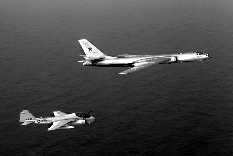 Tupolev Tu-16, Beispielfoto von Wikimedia Commons