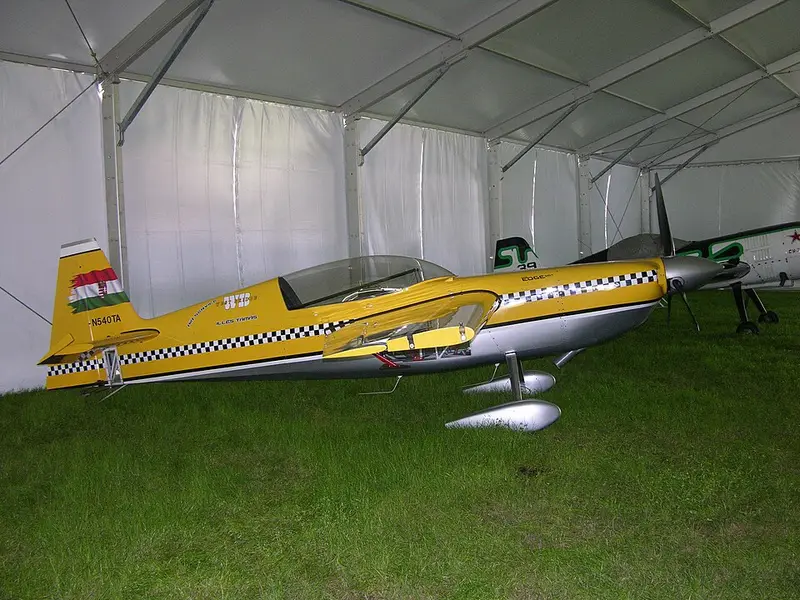 Zivko Edge 540 T, Beispielfoto von Wikimedia Commons